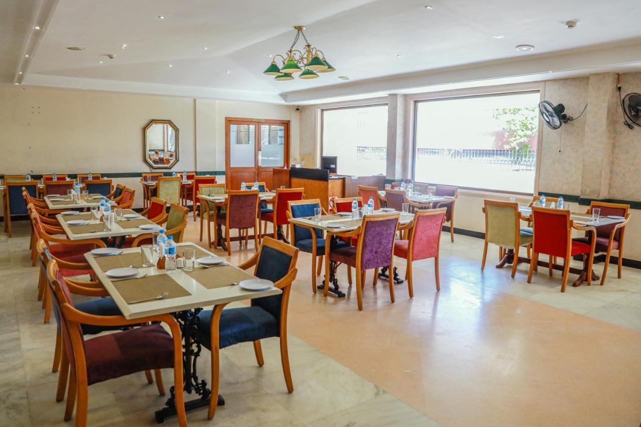 Bell Hotel Sivakāsi Buitenkant foto