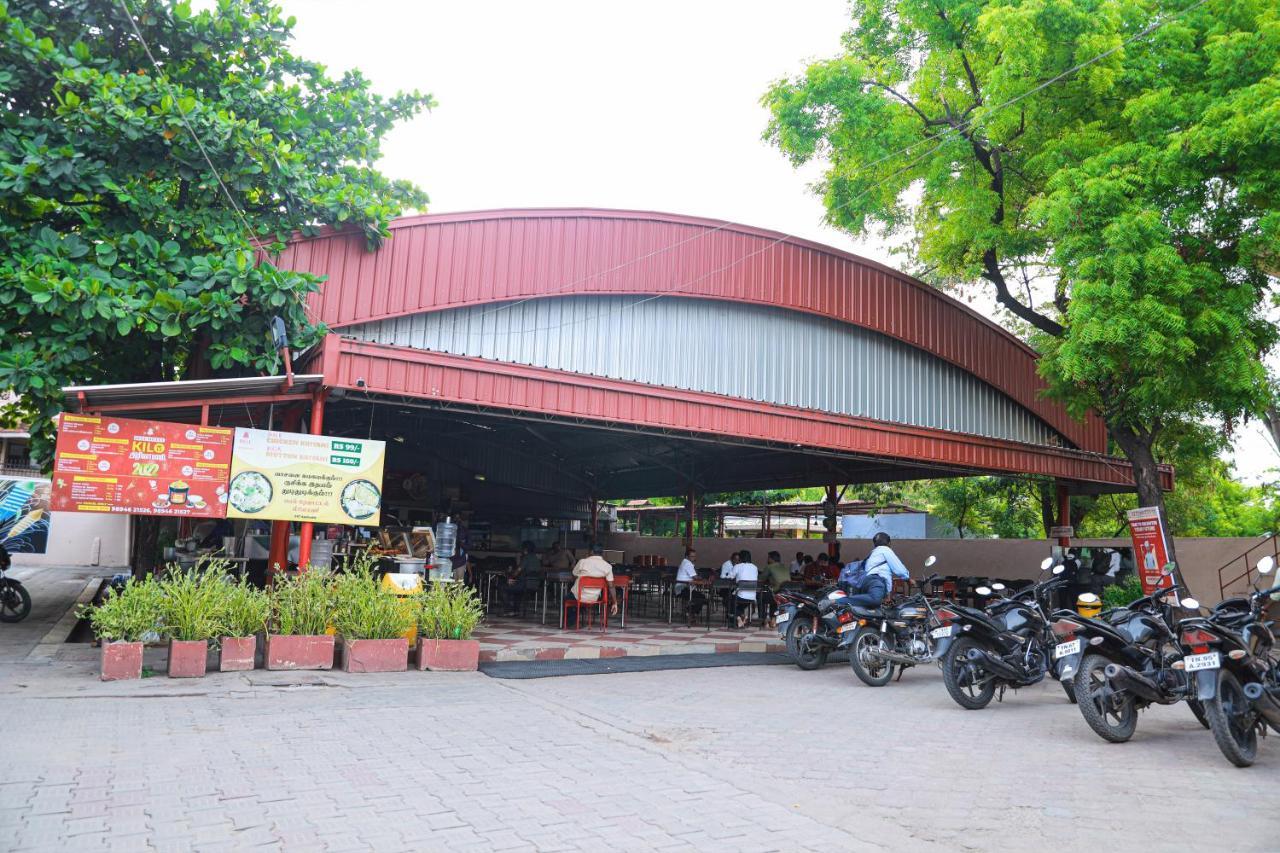 Bell Hotel Sivakāsi Buitenkant foto