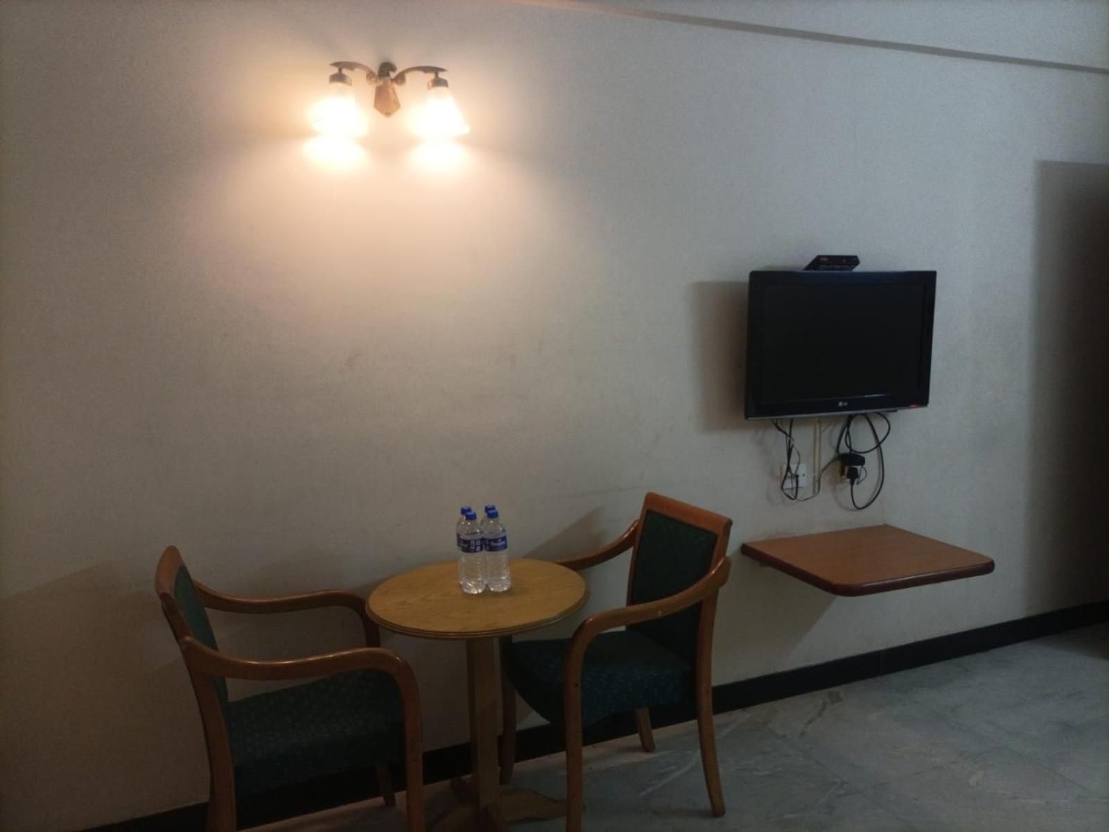 Bell Hotel Sivakāsi Buitenkant foto